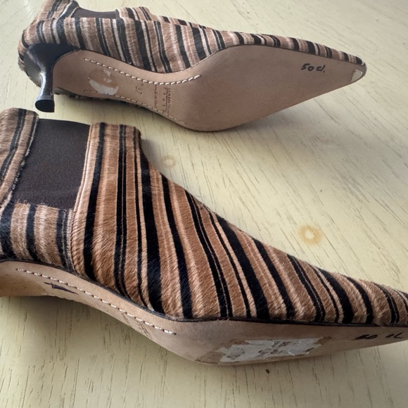 Lumbertson Truex - Italy
Ponyhair Print - Picture 4 of 8